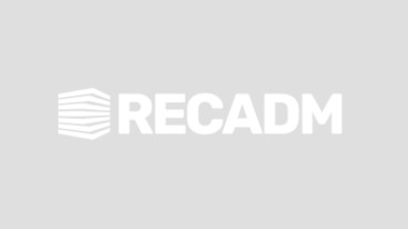 Generations and commitment in different brazilian human resource management contexts